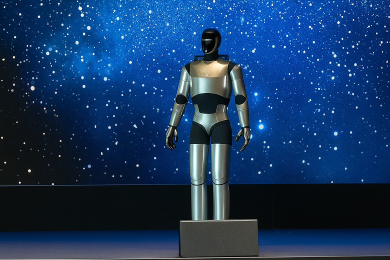 Руководитель Tesla China и один из создателей Optimus представил гуманоидного робота Star Dynamics 1